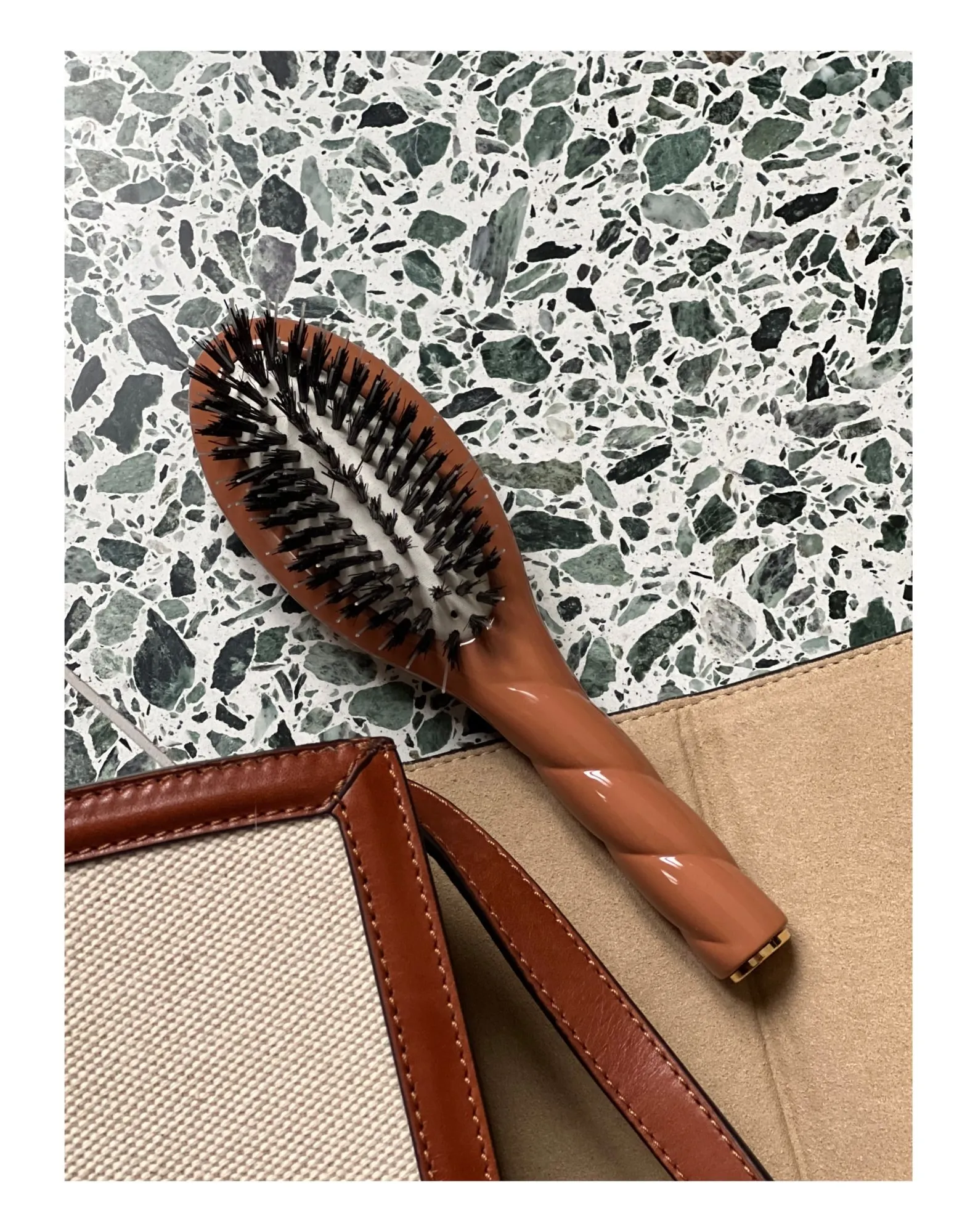 La Petite Brosse L'Indispensable N°02 - Soin & Démêlage - Image 3