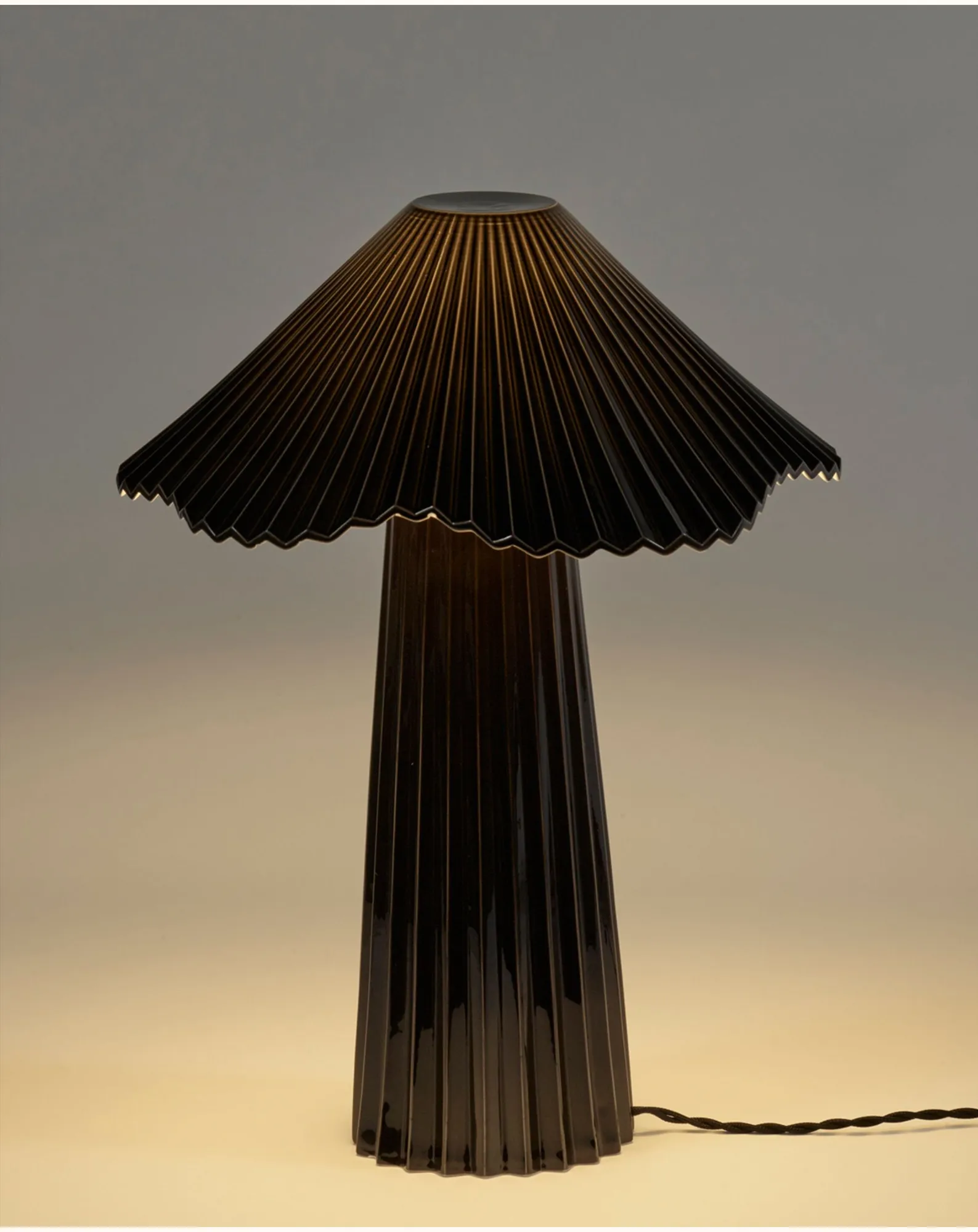 Lampe de table Uala, Sebastian Herkner - Image 3